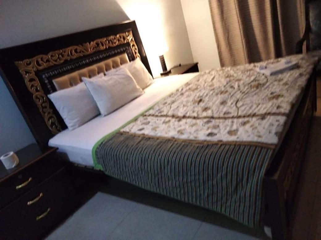 Hotel Versa Appartment Gulberg Lahore Exterior foto